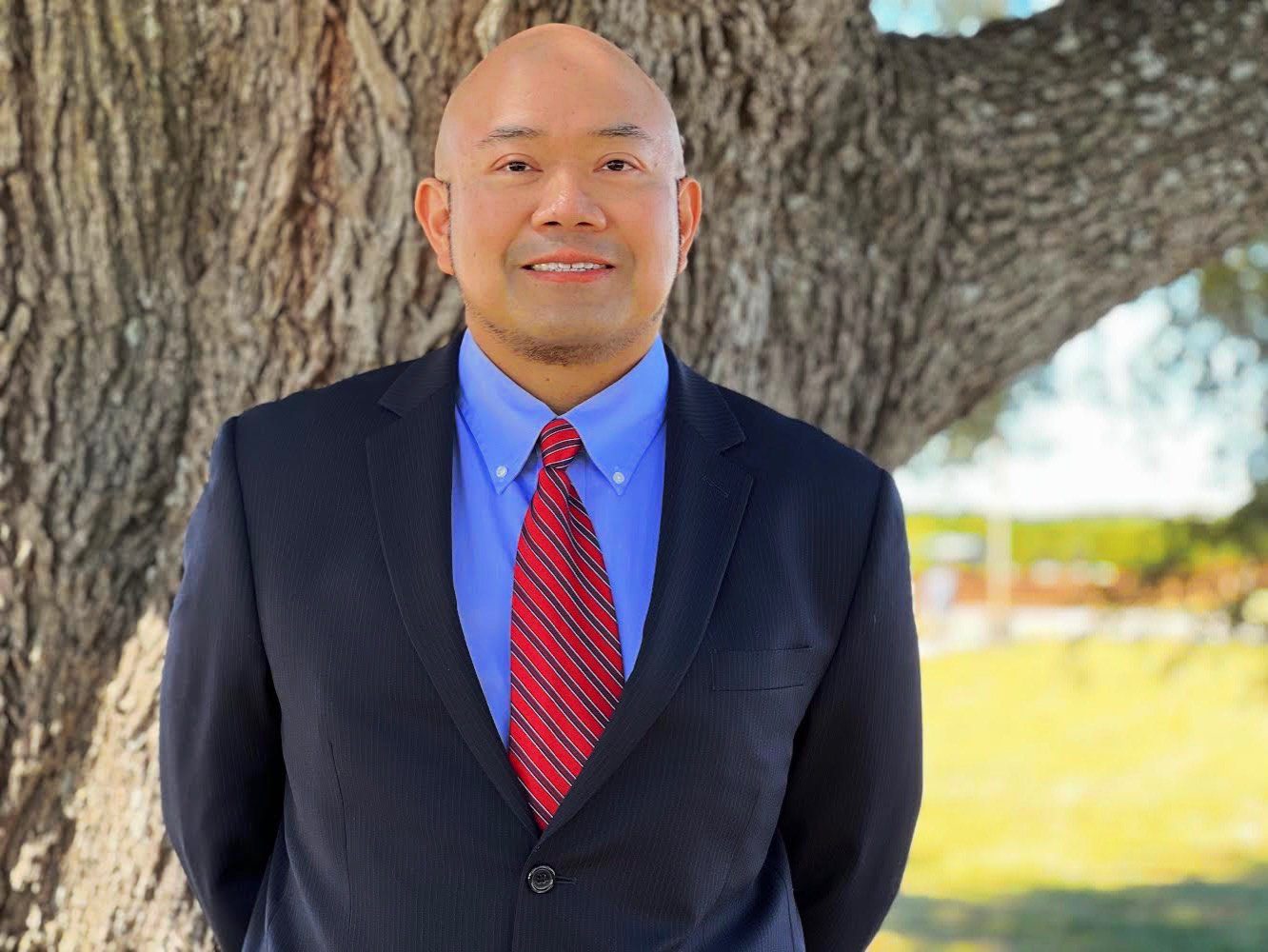 Ronald Cristobal, M.D. headshot