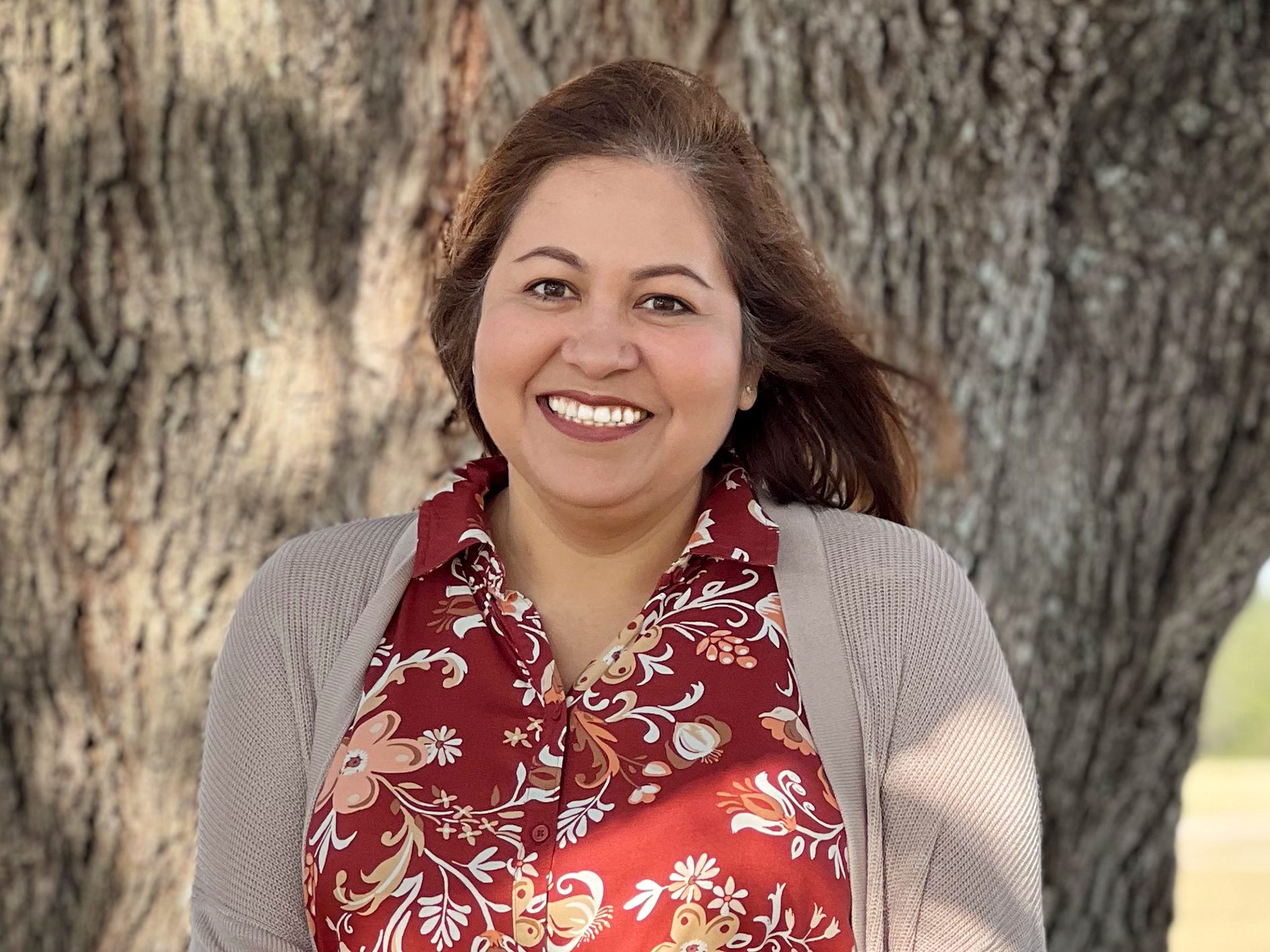 Monica Garza headshot